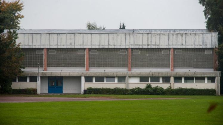 In der Sporthalle Schulzentrum West am Stubbenweg sind Flüchtlinge untergebracht worden. 