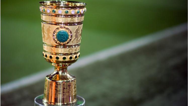 DFB-Pokal-Auslosung: Die Begegnungen im Achtelfinale des DFB-Pokals stehen fest. Hier gibt es den Spielplan für das Achtelfinale. Die 3. Runde im DFB-Pokal 2015/16 wird am 15. und 16. Dezember 2015 ausgetragen. 