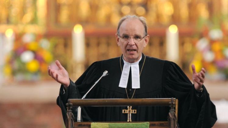Landesbischof Ralf Meister aus Hannover fordert einen restriktiveren Umgang mit Waffenexporten. 