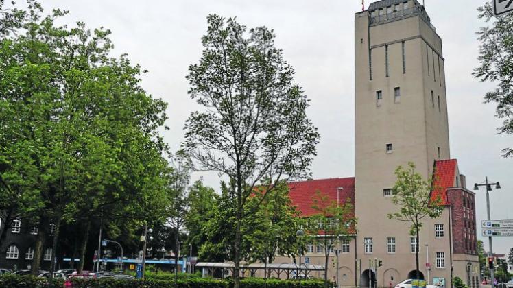Das Wahrzeichen von Delmenhorst: der Wasserturm. Archivfoto: Daniel Knoke