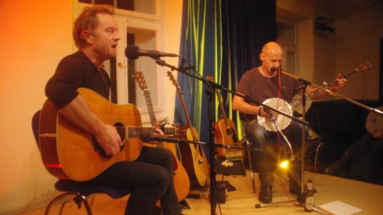 Ließen das Publikum in die Welt der Folkmusik eintauchen: Otto Groote und Martin Czech. 