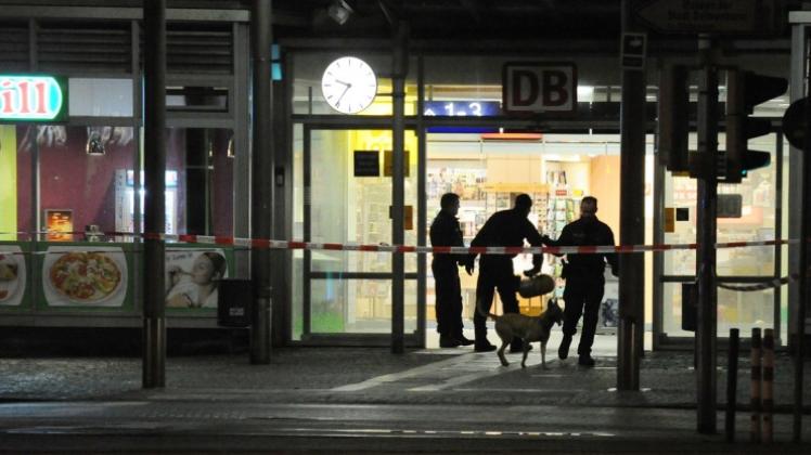 Bombenalarm am Delmenhorster Bahnhof. Foto Rolf Tobis
