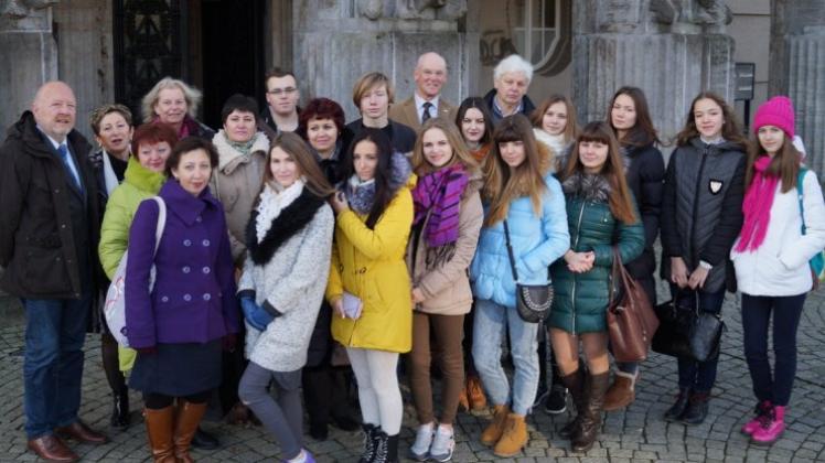 Die Oberschule Wilhelm von der Heyde hat derzeit Besuch von Schülerinnen aus der Partnerstadt Borissoglebsk. Gestern gab es einen kleinen Empfang im Rathaus. 