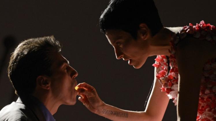 Performance „Habito“ von Maria José