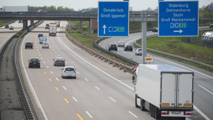Der nächste Engpass: Im Juni wird der Verkehr auf der A1 in Richtung Osnabrück zwischen Dreieck Stuhr und Anschlussstelle Groß Ippener zeitweise nur einspurig fließen können. 