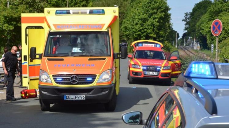 Notarzteinsatz am Mittwoch auf der Atlasstraße in Ganderkesee: Bei einem Verkehrsunfall wurde ein zehnjähriger Junge nach Polizeiangaben lebensgefährlich verletzt. 