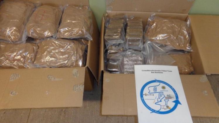 Diese Drogen fand die Polizei in dem Lieferwagen. 