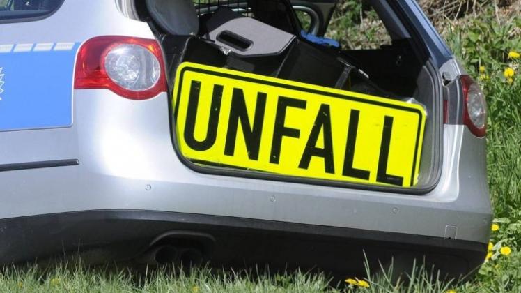 Ein Autofahrer ist bei einem Unfall in Charlottendorf-West schwer verletzt worden. Symbolfoto: imago/imagebroker Ein Autofahrer ist bei einem Unfall in Charlottendorf-West schwer verletzt worden. Symbolfoto: imago/imagebroker