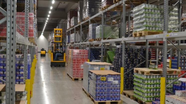 „Wir können froh sein, dass mit dem Bau des Netto-Logistikzentrums ein großer Teil der Fläche verkauft wurde“, sagt Dietmar Mietrach. Hier ein Blick in das Lager.Archivfoto: T. Konkel „Wir können froh sein, dass mit dem Bau des Netto-Logistikzentrums ein großer Teil der Fläche verkauft wurde“, sagt Dietmar Mietrach. Hier ein Blick in das Lager.Archivfoto: T. Konkel