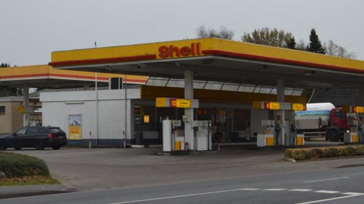 Aus Shell soll ab 2017 JET werden: Der neue Pächter hat Pläne für einen Neubau vorgelegt. 