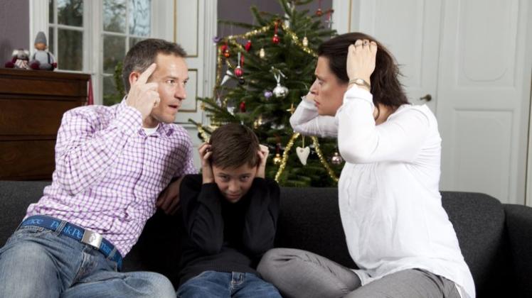 An Weihnachten kracht es besonders häufig in Familien. Vor allem für Patchworkfamilien stellt das Fest der Liebe eine große Herausforderung dar. 