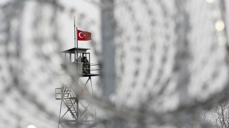 Ein Wachturm an einem Sicherheitszaun an der türkisch-griechischen Grenze. Die Flüchtlingskrise rückt den Grenzschutz wieder in den Mittelpunkt. 