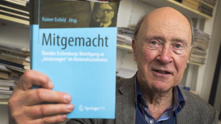 Hat die Eschenburg-Debatte in seinem neuen Buch umfassend dokumentiert und kommentiert: der emeritierte Osnabrücker Universitätsprofessor für Politikwissenschaft, Rainer Eisfeld. 