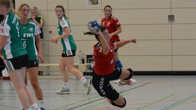 Wollen den Sprung in die dritte Runde des DHB-Pokals schaffen: die Handballerinnen der HSG Hude/Falkenburg um Katharina Stuffel. 