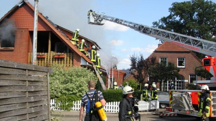 In Wardenburg ist am Dienstag ein Feuer in einem Wohnhaus ausgebrochen. 

            
Pressesprecher der Kreisfeuerwehr