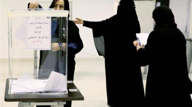 Zum ersten Mal durften Frauen in Saudi-Arabien an einer Wahl teilnehmen. Foto: Ahmed Yosri