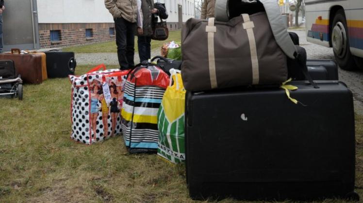 Die Stadt wird weitere Flüchtlinge aufnehmen müssen, das steht außer Frage. Den Menschen, die mit Taschen und Koffern kommen, will sie mehr bieten als nur ein Dach über dem Kopf. Die Stadt wird weitere Flüchtlinge aufnehmen müssen, das steht außer Frage. Den Menschen, die mit Taschen und Koffern kommen, will sie mehr bieten als nur ein Dach über dem Kopf.