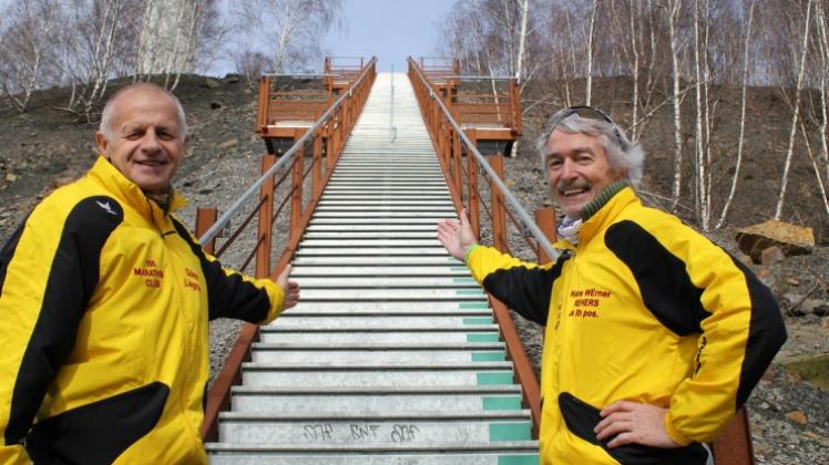 Der Piesberg Ultra-Marathon lockt mit sechsmal 517 Stufen, denen sich auch die Organisatoren Günter Liegmann (links) und Hans-Werner Rehers stellen. 