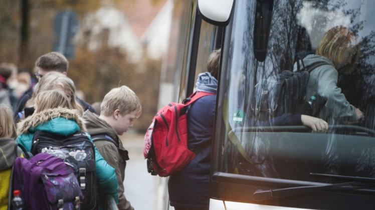 Bis zu 60 Minuten brauchen Schüler aus Hollage und Rulle mit dem Bus nach dem Nachmittagsunterricht nach Hause. 