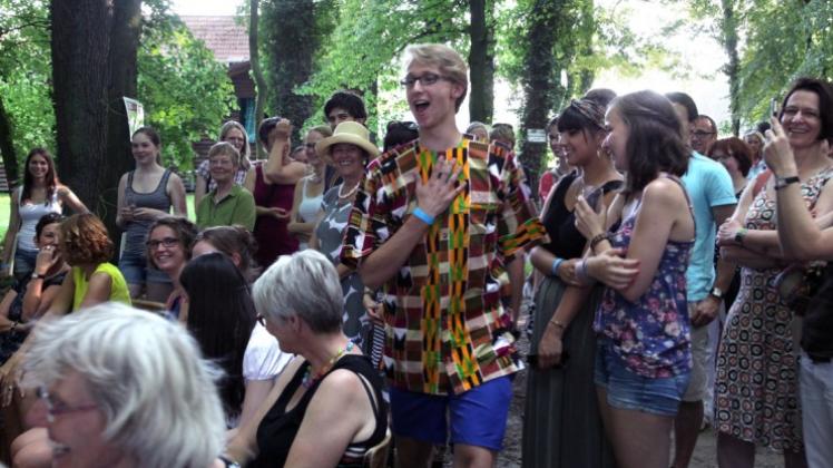 „Frauke und die Rasselbande“ beim Jubiläumsfest des Osnabrücker Jungendchores. 