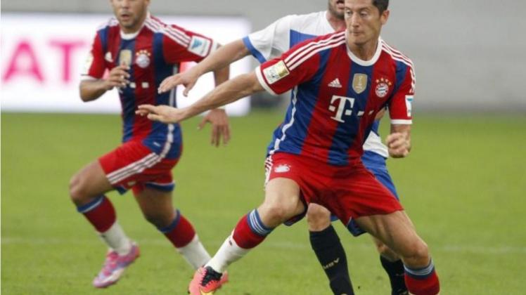 Robert Lewandowski erzielt sein erstes Tor im Bayern-Trikot. 