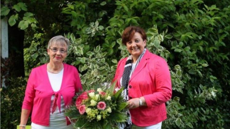 Die neue Präsidentin Angelika Haasis (links) und ihre Vorgängerin Gertrud Harmeyer. Die neue Präsidentin Angelika Haasis (links) und ihre Vorgängerin Gertrud Harmeyer.