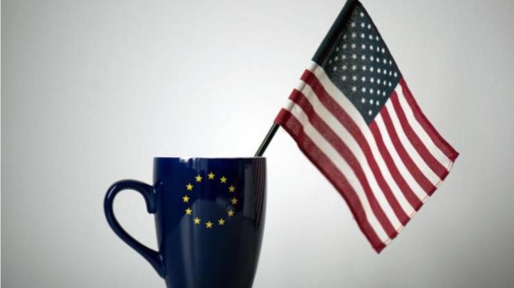 Die EU und die USA wollen die größte Freihandelszone der Welt mit 800 Millionen Menschen schaffen. 