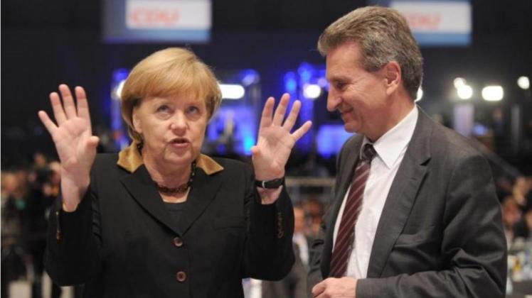 Angela Merkel sähe Günther Oettinger laut einem Medienbericht gerne als EU-Handelskommissar. 