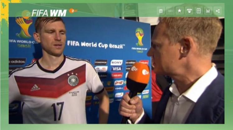 Streitgespräch in der Mixed-Zone zwischen Per Mertesacker und Boris Büchler. Screenshot: ZDF