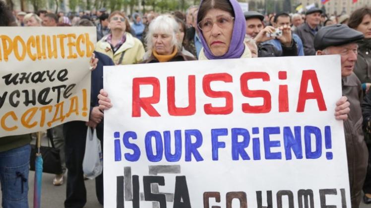 Vor allem ältere Menschen legen Wert auf ein gutes Verhältnis zu Russland – hier eine Demonstration in Charkow. 