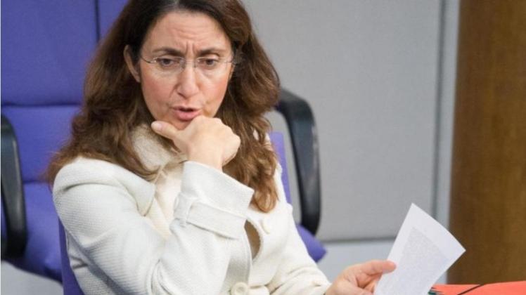 Die Integrationsbeauftragte der Bundesregierung, Aydan Özoguz, will die Zuwanderungsdebatte entschärfen. Die Integrationsbeauftragte der Bundesregierung, Aydan Özoguz, will die Zuwanderungsdebatte entschärfen.