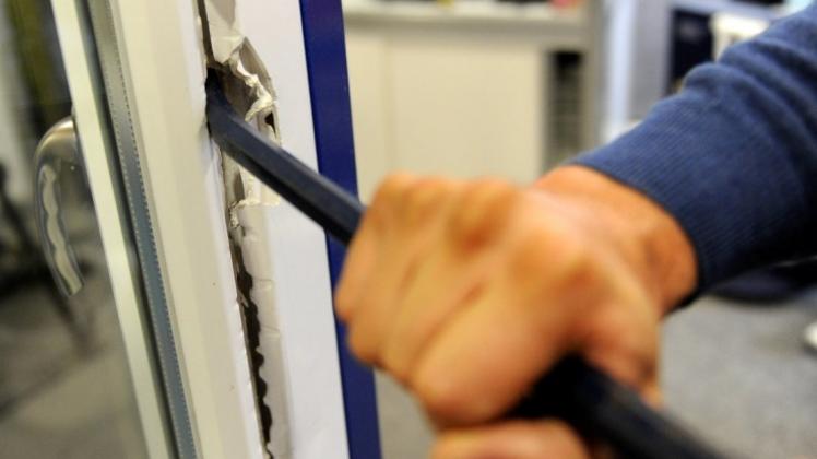 Wie die Täter in Wallenhorst eingedrungen sind, steht noch nicht fest. Symbolfoto: dpa Wie die Täter in Wallenhorst eingedrungen sind, steht noch nicht fest. Symbolfoto: dpa