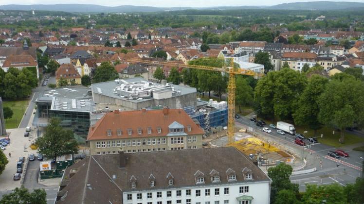 Ein halbes Jahr nach Aufkündigung der Zusammenarbeit durch die OBG besteht keine Einigung darüber, wie Generalplaner W+P für erbrachte Leistungen beim Umbau der Osnabrück-Halle bezahlt werden soll. Ein halbes Jahr nach Aufkündigung der Zusammenarbeit durch die OBG besteht keine Einigung darüber, wie Generalplaner W+P für erbrachte Leistungen beim Umbau der Osnabrück-Halle bezahlt werden soll.