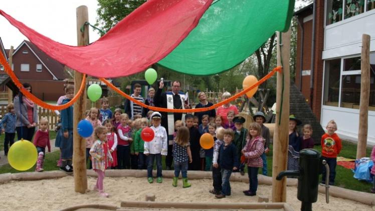 spielplatz-beim-kindergarten-in-geeste
