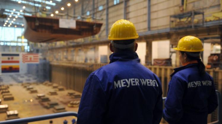 Werkvertragsarbeiter haben am Donnerstag auf der Meyer Werft protestiert.