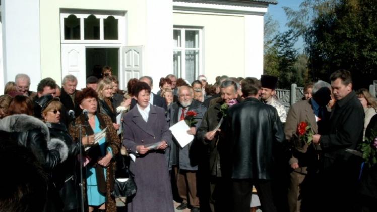 Im Oktober 2004 wurde die Sozialstation in Lanovzy im Beisein von Gästen aus Lingen eingeweiht. 