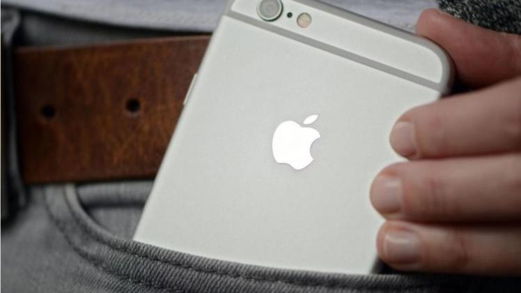 Die neuen iPhone-Modelle verkaufen sich so schnell wie Apple sie bauen kann. Das brachte dem Konzern den nächsten Milliardengewinn ein. 