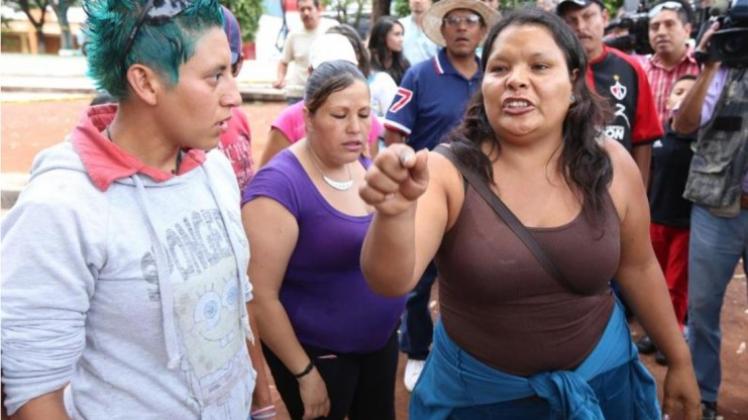 Angehörige: Rund 450 Kinder aus dem Heim «La Gran Familia» im Bundesstaat Michoacán wurden befreit. Angehörige: Rund 450 Kinder aus dem Heim «La Gran Familia» im Bundesstaat Michoacán wurden befreit.