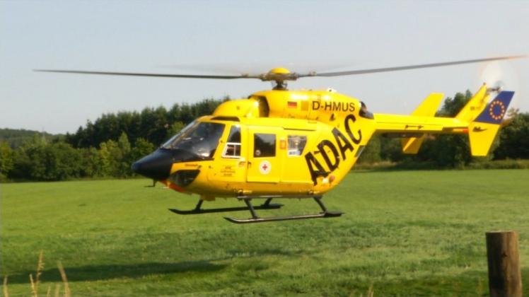 Mit einem Rettungshubschrauber wurde der 29-Jährige in ein Oldenburger Krankenhaus geflogen. Symbolfoto: NWM-TV