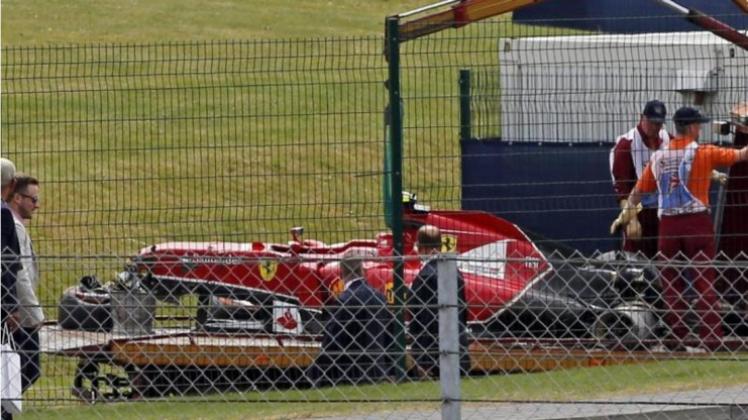 Kimi Räikkönens Ferrari nach dem Unfall in Silverstone. 