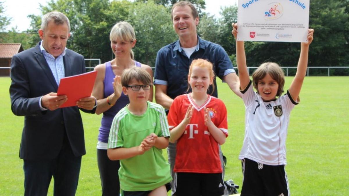 Grundschule St. Martin in Hagen erhält NOZ