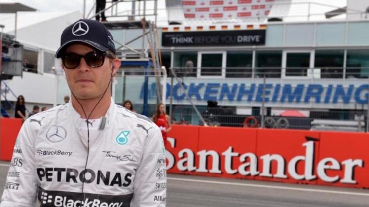 Nico Rosberg glaubt, dass das Schicksal von Michael Schumacher die Zuschauer-Begeisterung für die Formel 1 dämpft. 