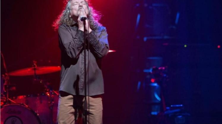 Robert Plant hat sich in Tschechien angesagt. Robert Plant hat sich in Tschechien angesagt.
