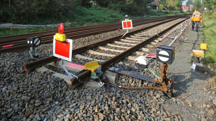 Streit gab es im Landtag um einen schnellen Ausbau der Bahnstrecke Minden-Hannover. Streit gab es im Landtag um einen schnellen Ausbau der Bahnstrecke Minden-Hannover.