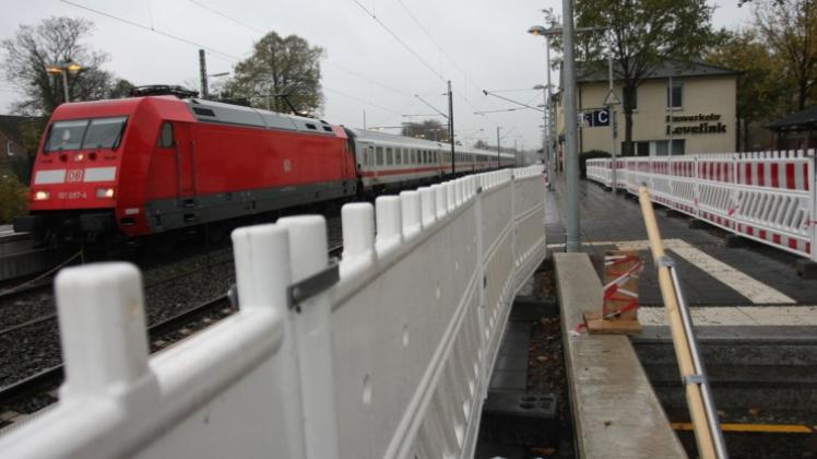 Der Bahnhof in Meppen wird zurzeit umgebaut. Die wirklichen Schwierigkeiten gibt es aber mit dem Fahrplan der Emsland-Bahnstrecke. 