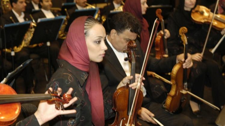 Orchester mit Sonderstatus: Das Tehran Symphony Orchestra beim Morgenland Festival Osnabrück. 
