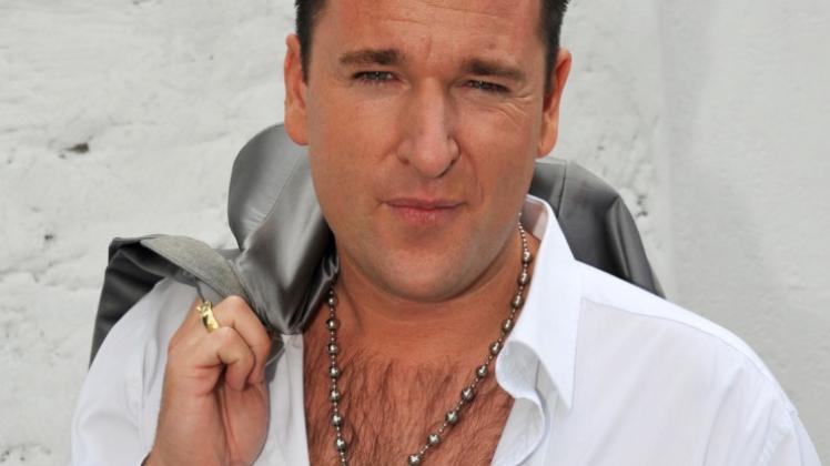 Zeigt Wendler Brusthaar bei „Promi Big Brother“? Die „Bild“ sieht ihn als Kandidaten. Zeigt Wendler Brusthaar bei „Promi Big Brother“? Die „Bild“ sieht ihn als Kandidaten.