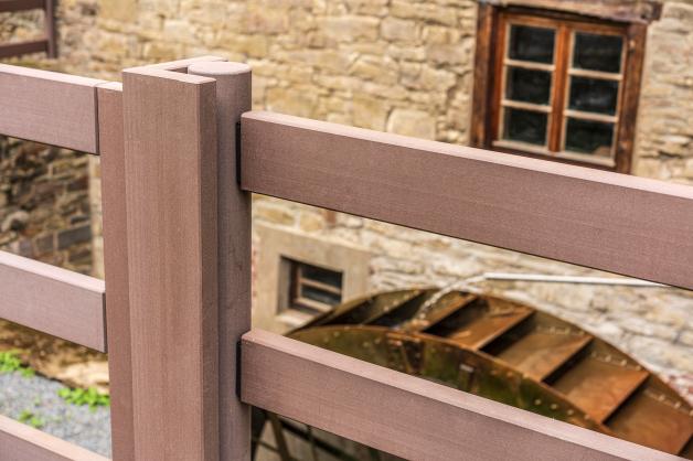 Nachhaltiges Bauen beginnt mit der Auswahl geeigneter, ökologisch wertvoller Materialien.
Nachhaltiges Bauen beginnt mit der Auswahl geeigneter, ökologisch wertvoller Materialien.