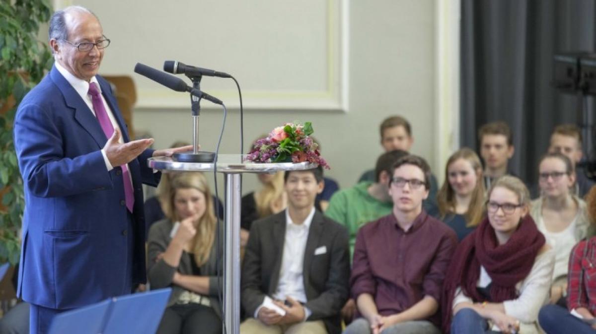 RemarquePreisträger glaubt an Frieden in NOZ