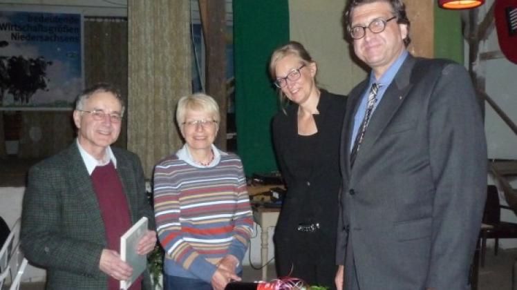 Präsidenten unter sich: Rainer und Christiane Schulte-Geers sowie Sabine und Martin Espenhorst (von links).
